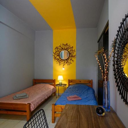 Rea Apartment II "1Minute From The Beach" 칼라마타 외부 사진